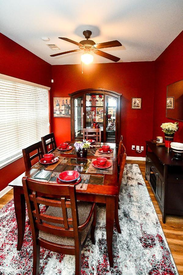 Vakantiehuis 4 - Bed With Cali King Bed, 12 Mins To Dtwn