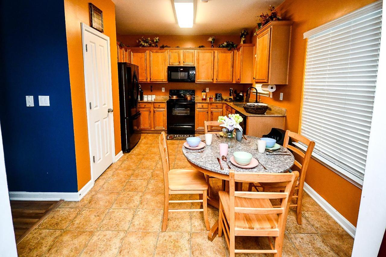 4 - Bed With Cali King Bed, 12 Mins To Dtwn