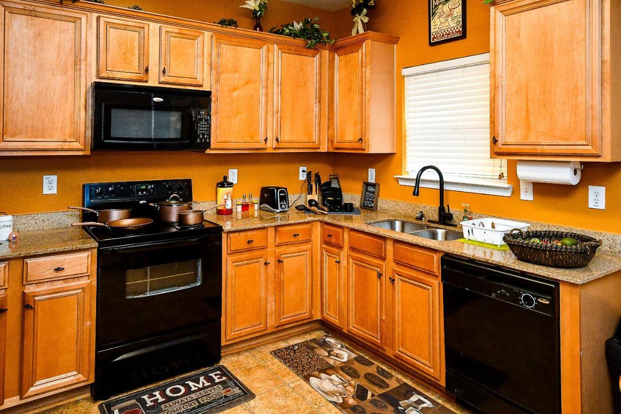 4 - Bed With Cali King Bed, 12 Mins To Dtwn * Atlanta